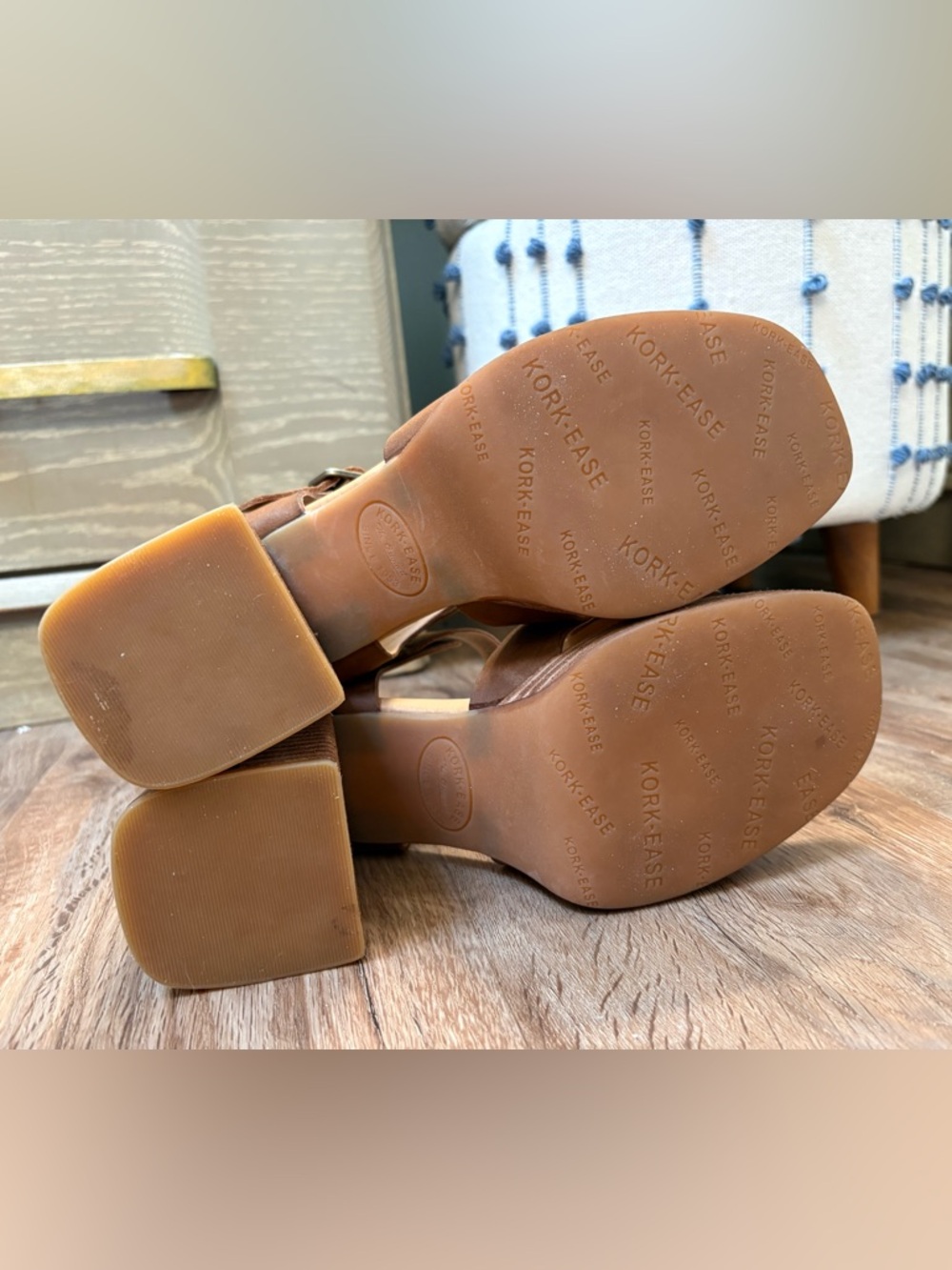 LIKE NEW Kork-Ease Macey Ankle Strap Sandal Leather Size 8 - Picture 11 of 13